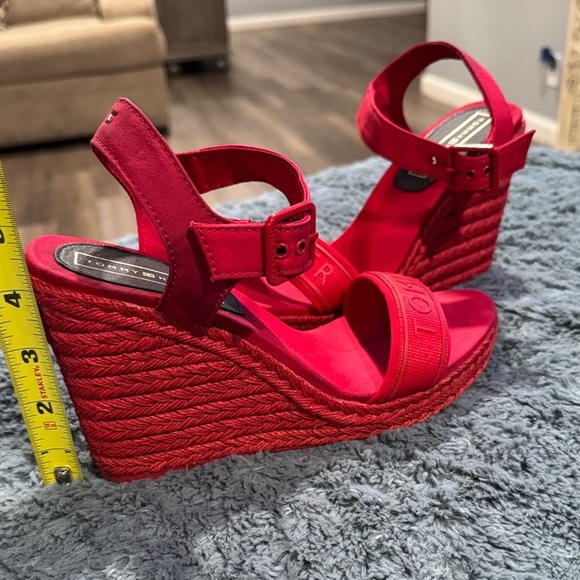 Tommy Hilfiger Vibrant Red Women's Sandals - Picture 2 of 12